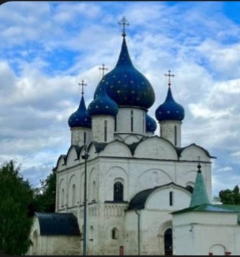 Cathedral_Russia_Glendy2023_s